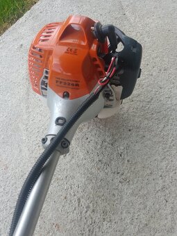 Krovinorez holzfforma 226R - 3