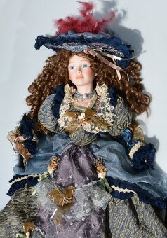 rezerve Veľká zberateľská porcelánová bábika z Anglicka - 3