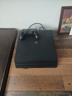 Ps4 pro 1 tb - 3