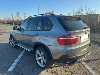 BMW X5 e70 3.0d xDrive Šedá metalíza - 3