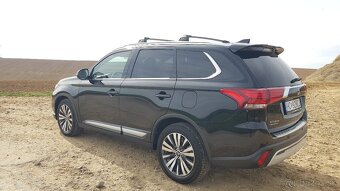 Predám Mitsubishi Outlander 2,0 Benzín - 3