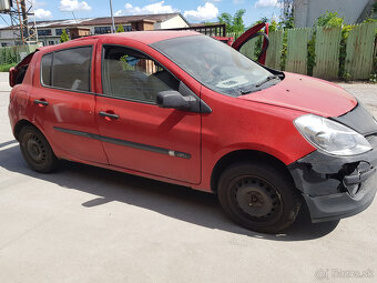 RENAULT CLIO III. 1,5D 63KW RV.2006 - 3