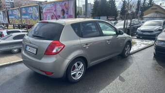 Kia Ceed 1.6 crdi - 3
