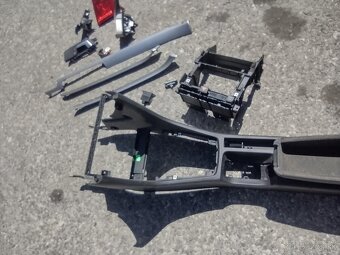 Audi A4 plasty - 3