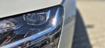 Škoda Superb Combi 2.0 TDI DSG Sportline - 3