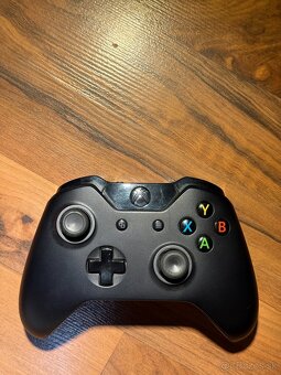 Xbox One ovládač - 3