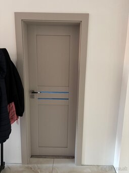 Pokládka plávajúcej podlahy + interiérové dvere - 3