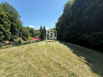 NA PREDAJ - veľký stavebný pozemok v Zlatej Idke 2698m2 - 3