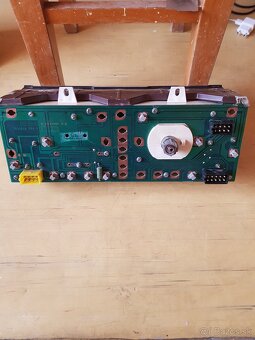 Škoda favorit.pristrojovka - 3