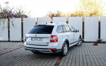 Škoda Octavia Combi SCOUT 2.0 TDI DSG 4x4 - 3