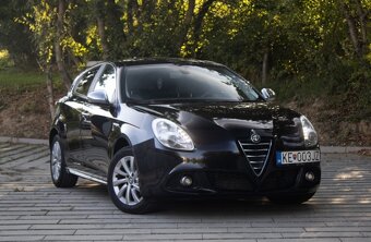Alfa Romeo Giulietta (2015) - 3