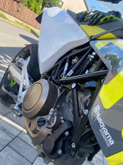Husqvarna 701 sm 2022 A2 - 3
