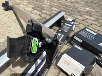 Thule WingBar Evo 7114 + Rapid System Kit 754 + Kit 1274 - 3