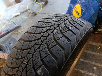 Predam elektrony + gumy r17, 205/50 - 3