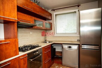 REZERVOVANÉ: Ponúkame na predaj priestranný 4izbový byt v po - 3