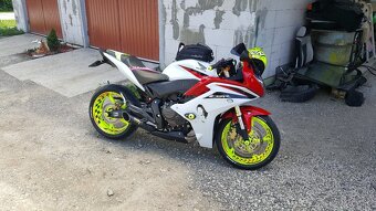 HONDA CBR 600 F - 3