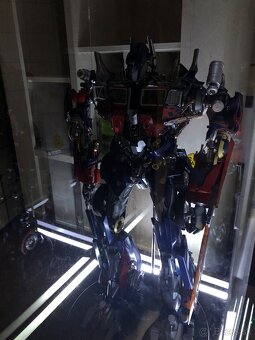 Optimus Prime Deagostini - 3