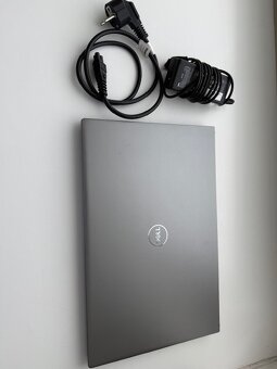 Dell Vostro 5510 - 3