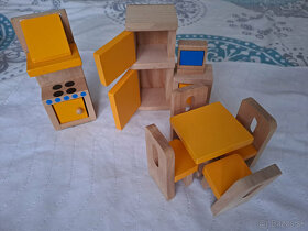 Drevený nábytok pre bábiky - 3