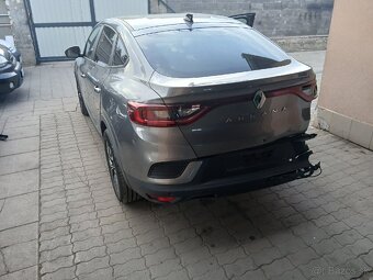 Renault arkana 1.3 tce 2020 rozpredám - 3