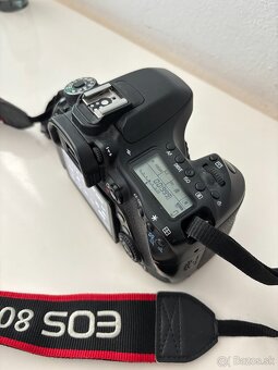 Canon EOS 80D - 3