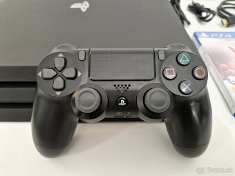 PlayStation 4 Pro 1TB čierna herná konzola - 3