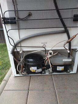 Kombinovaná chladnička s mrazničkou ELEKTROLUX - 3