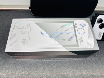 Asus ROG Ally Z1 Extreme - 3