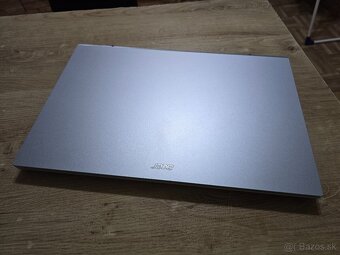 Obrovsky Acer aspire 3 17 palcovy model 2024 v top stave so - 3