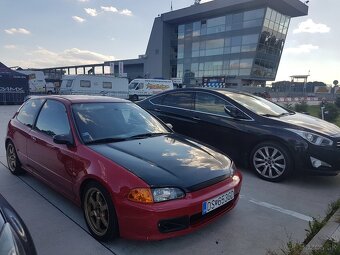 Predám Honda Civic 5G VTI hatchback 2.0 285hp - 3