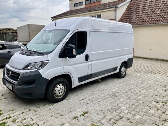 Obytná dodávka, autokaravan - 3