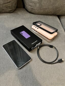 Samsung S23 FE - 3
