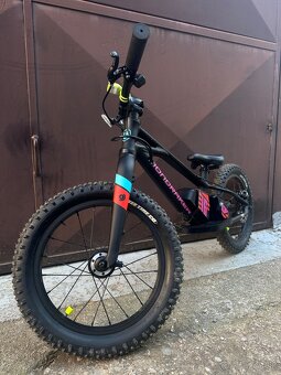 Elektrické odrážadlo Mondraker Grommy - 3