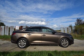 Renault Megane Grand Coupe TCe 115 GPF (85kW), benzín - 3