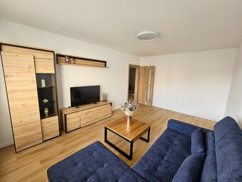 Lukratívny 4izbový byt po komplet. rekonštrukcii - 3