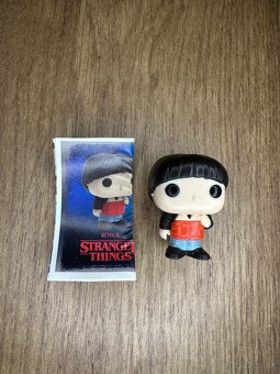 Will Kinder Joy Stranger things - 3