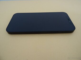 iPhone 12 64GB BLACK - ZÁRUKA 1 ROK - DOBRÝ STAV - 3