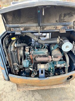 Báger Kubota KX-012 - 3