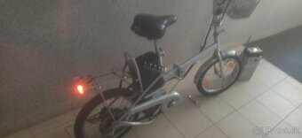 Predám skladací elektricky bicykel 18" kolesa. Nové batérie - 3