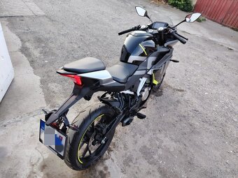 CF Moto 300, A2 - 3