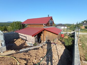 Zahradná chatka s prístreškom - 3