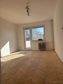2,5 izbový byt Prievidza - Šumperská ulica - 3