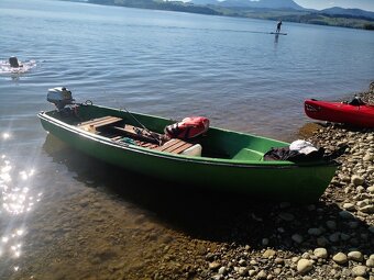 lodku MONIKA/laminat/ dlžka 3.60m+motor HONDA 2.3HP - 3