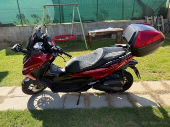 Predám skúter Honda Forza 125cm3 - 3