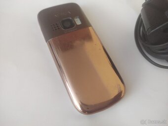 Predám Nokia 6303ci - 3