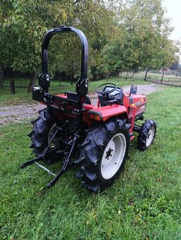 Traktor , malotraktor Mitsubishi MT26 - 3