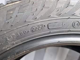 215/60 R17c Nokian Hakkapellitta CR4 - 3
