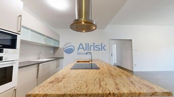Bývanie na Malackej ceste s parkovacím miestom v cene Bývaj - 3