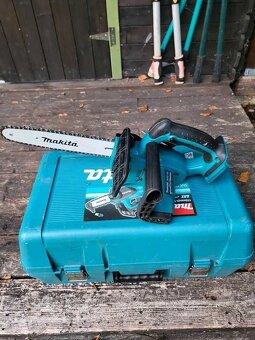 Aku řetězová pila Makita DUC122Z +2x baterie a další - 3