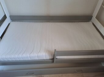 Domčekova posteľ - 3